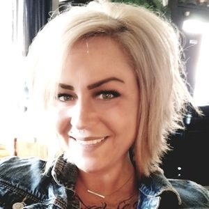 Meet your Posher, Sera